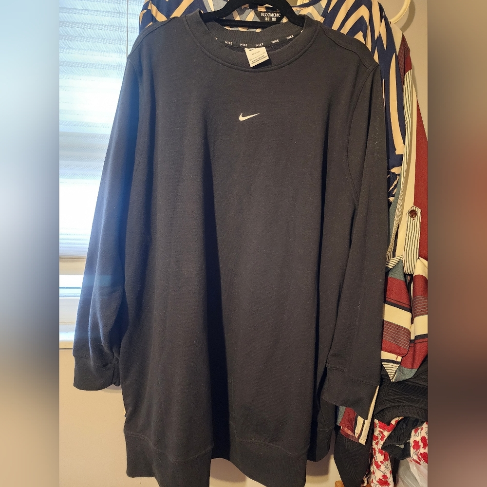 Nike Woman 2xl Black Tunic